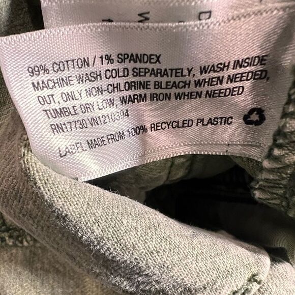 Universal Thread High-Rise A-Line Midi Jean Shorts green size 4/27 - Picture 14 of 14